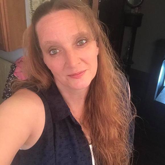 Meet your Posher, Theresa - Picture 1 of 1